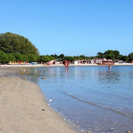 With A Parking Space Pomer, Medulin - 7035 아파트 *