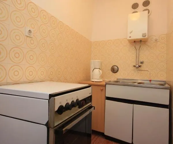 Apartment With A Parking Space Pomer, Medulin - 7035 Pula